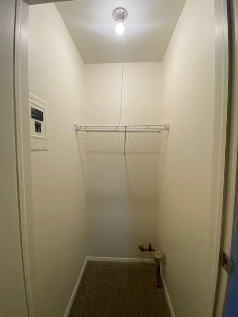 Chesterton Apartment: 1623 Westchester Ave
