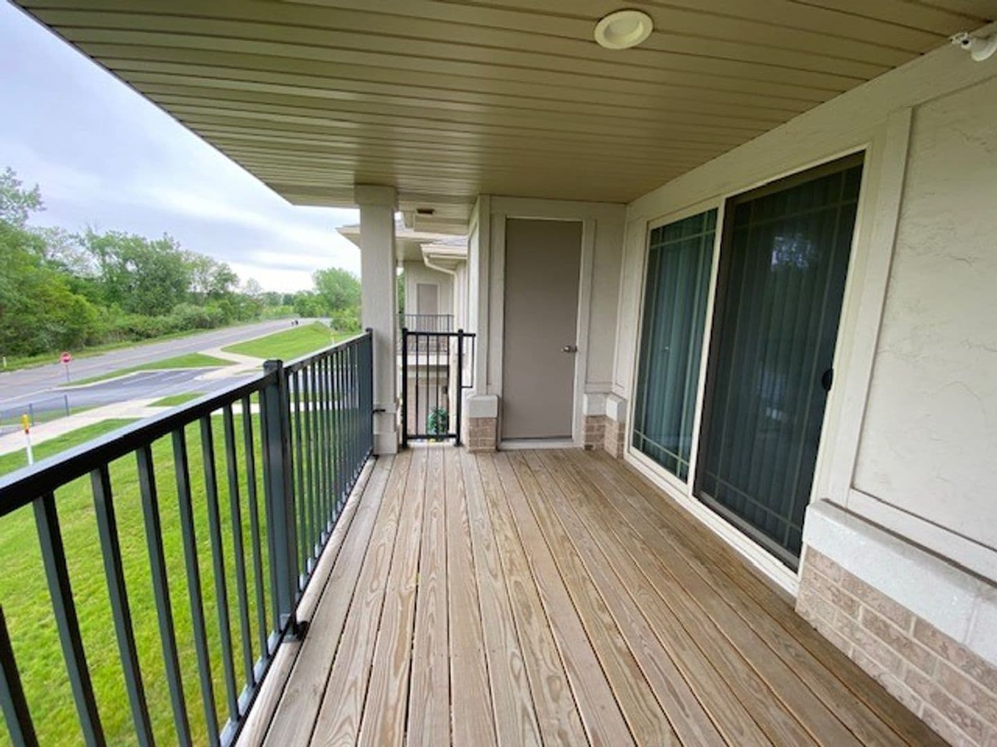 Chesterton Apartment: 2113 Kelle Dr