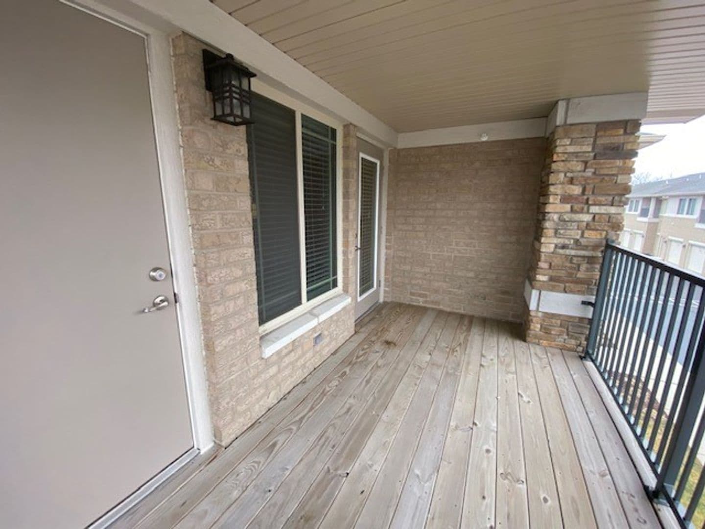 Chesterton Apartment: 2113 Kelle Dr