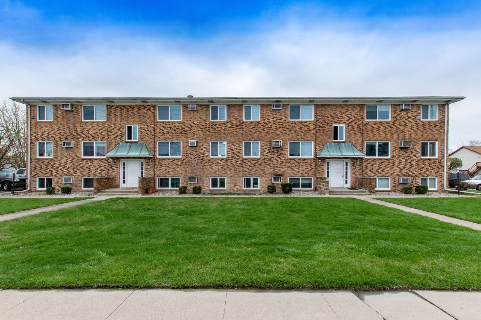 Plymouth Apartment: 310 Skylane Dr