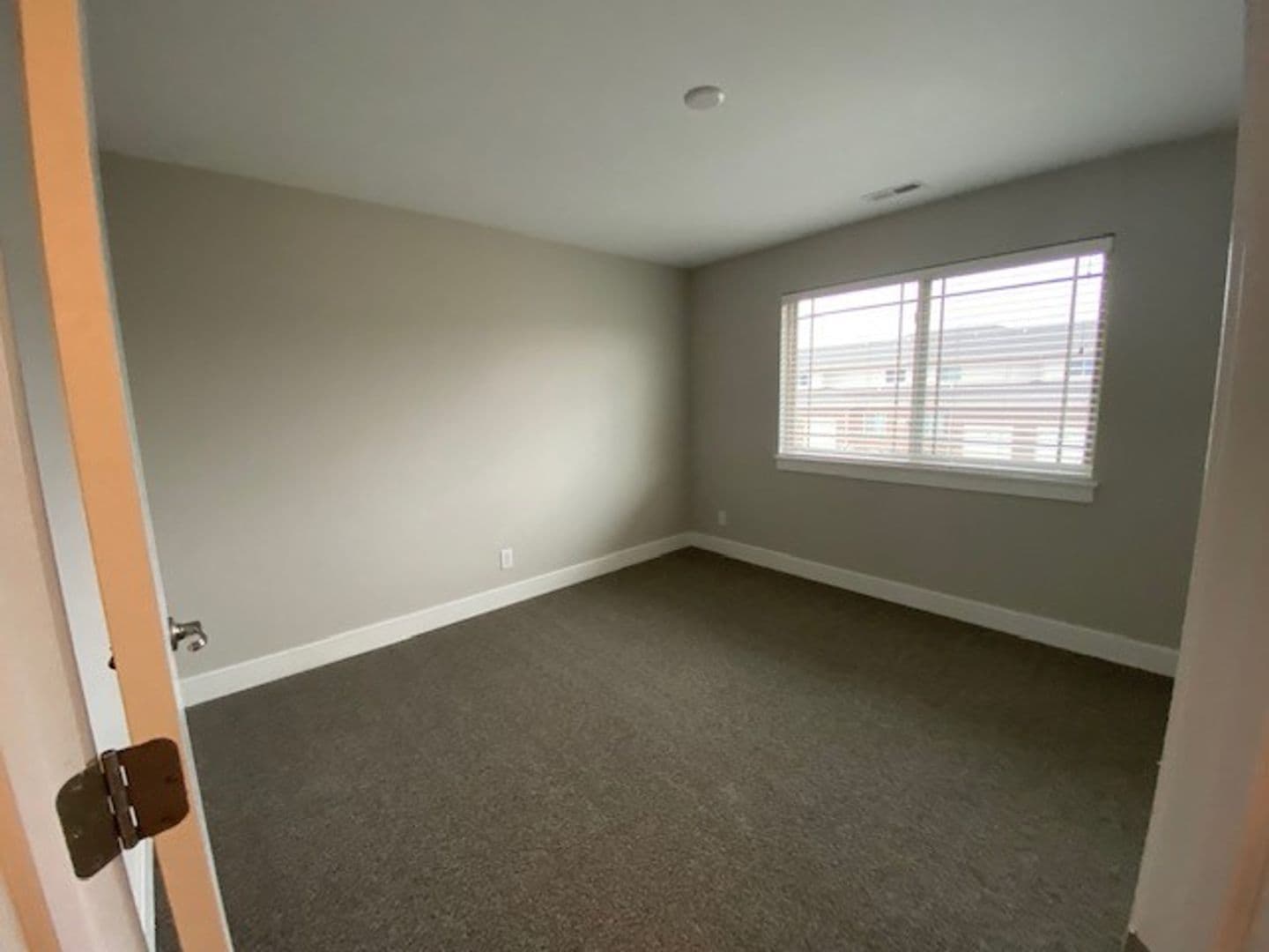 Chesterton Apartment: 2113 Kelle Dr