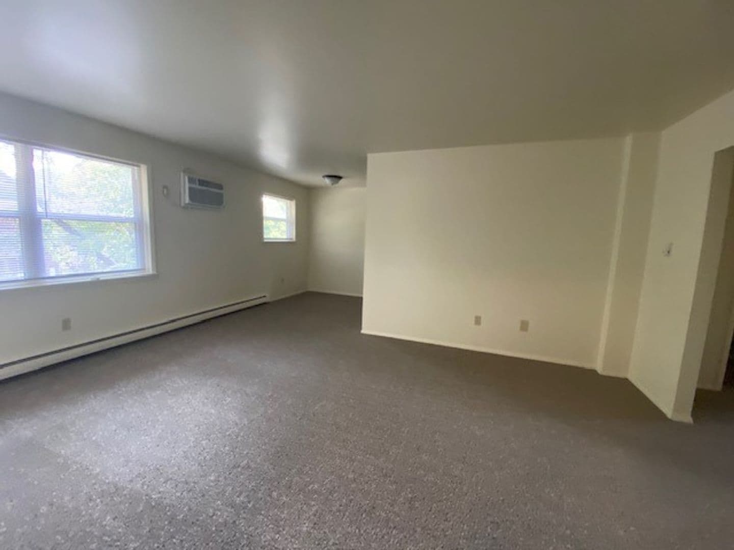 Chesterton Apartment: 1623 Westchester Ave