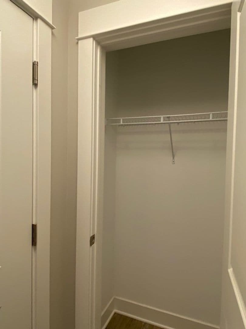 Chesterton Apartment: 2113 Kelle Dr