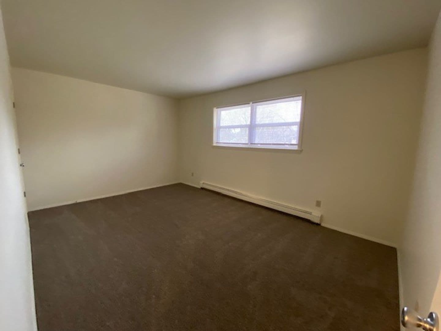 Chesterton Apartment: 1623 Westchester Ave