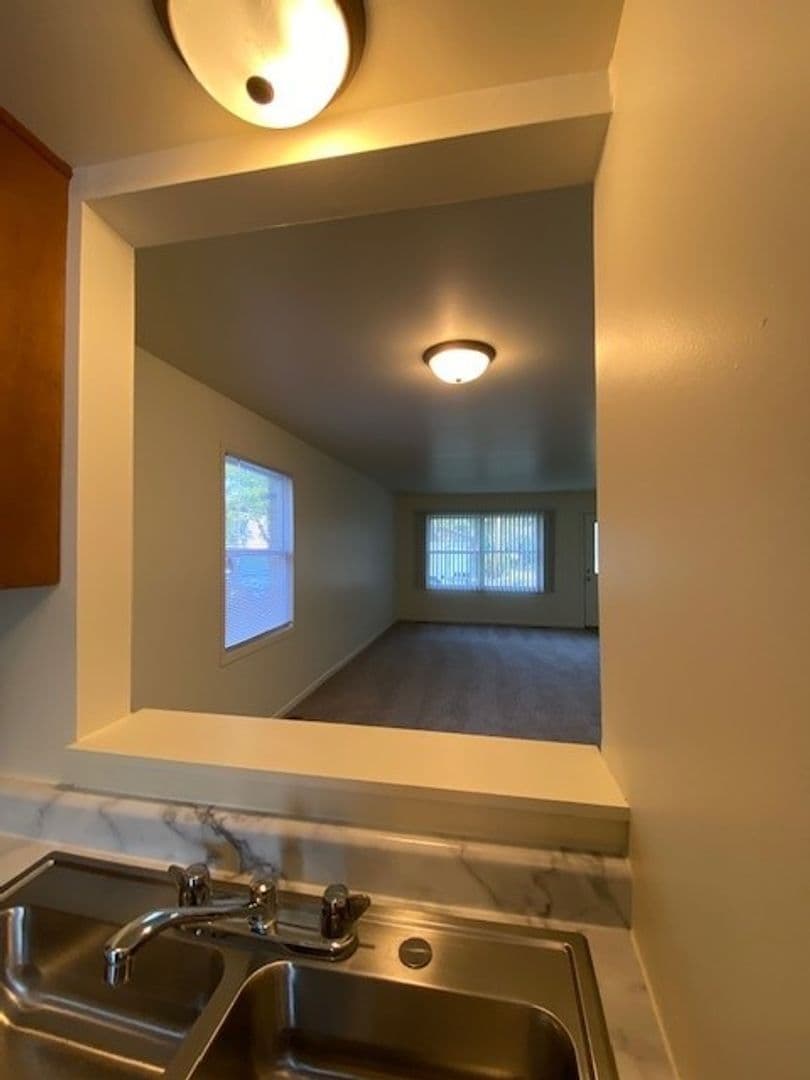 Chesterton Apartment: 1623 Westchester Ave