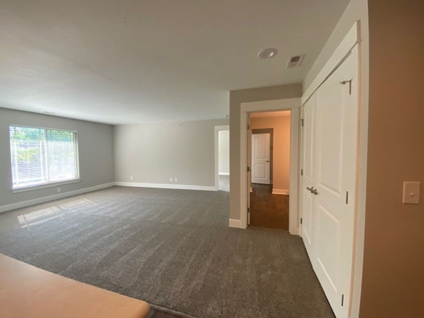 Chesterton Apartment: 2113 Kelle Dr