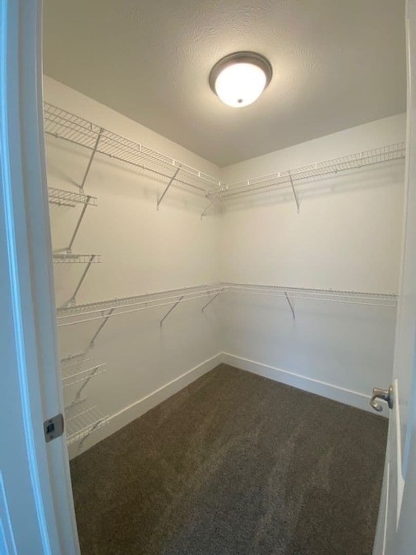 Chesterton Apartment: 2113 Kelle Dr