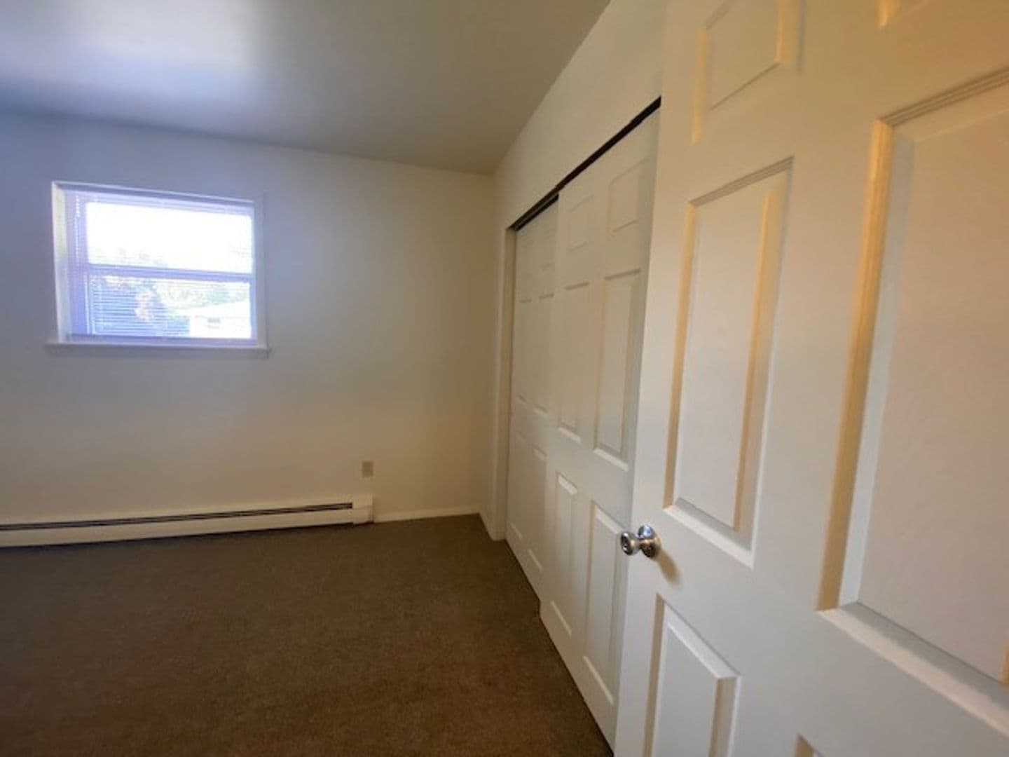 Chesterton Apartment: 1623 Westchester Ave