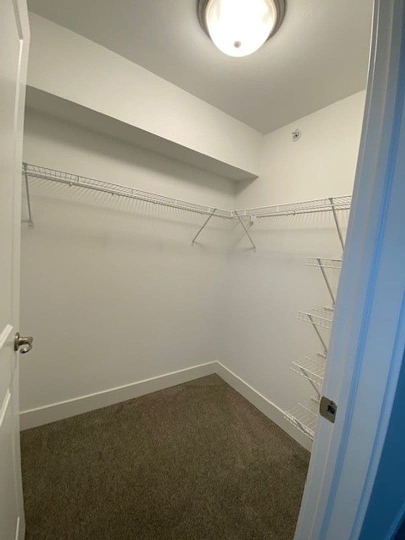 Chesterton Apartment: 2113 Kelle Dr