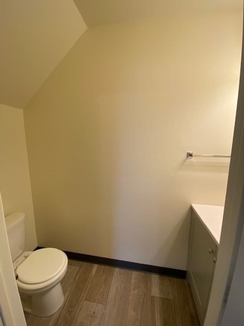 Chesterton Apartment: 1623 Westchester Ave