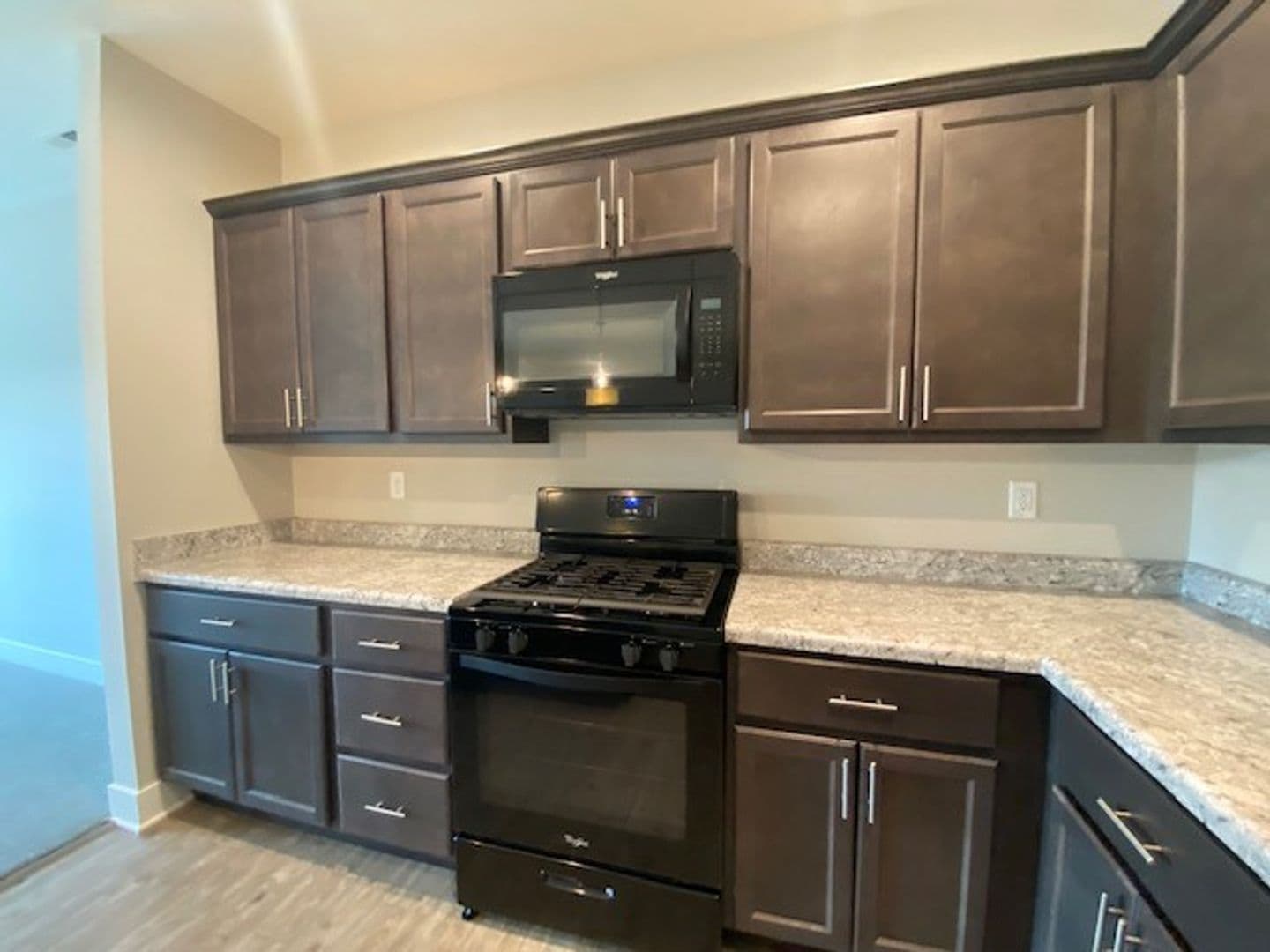 Chesterton Apartment: 2113 Kelle Dr