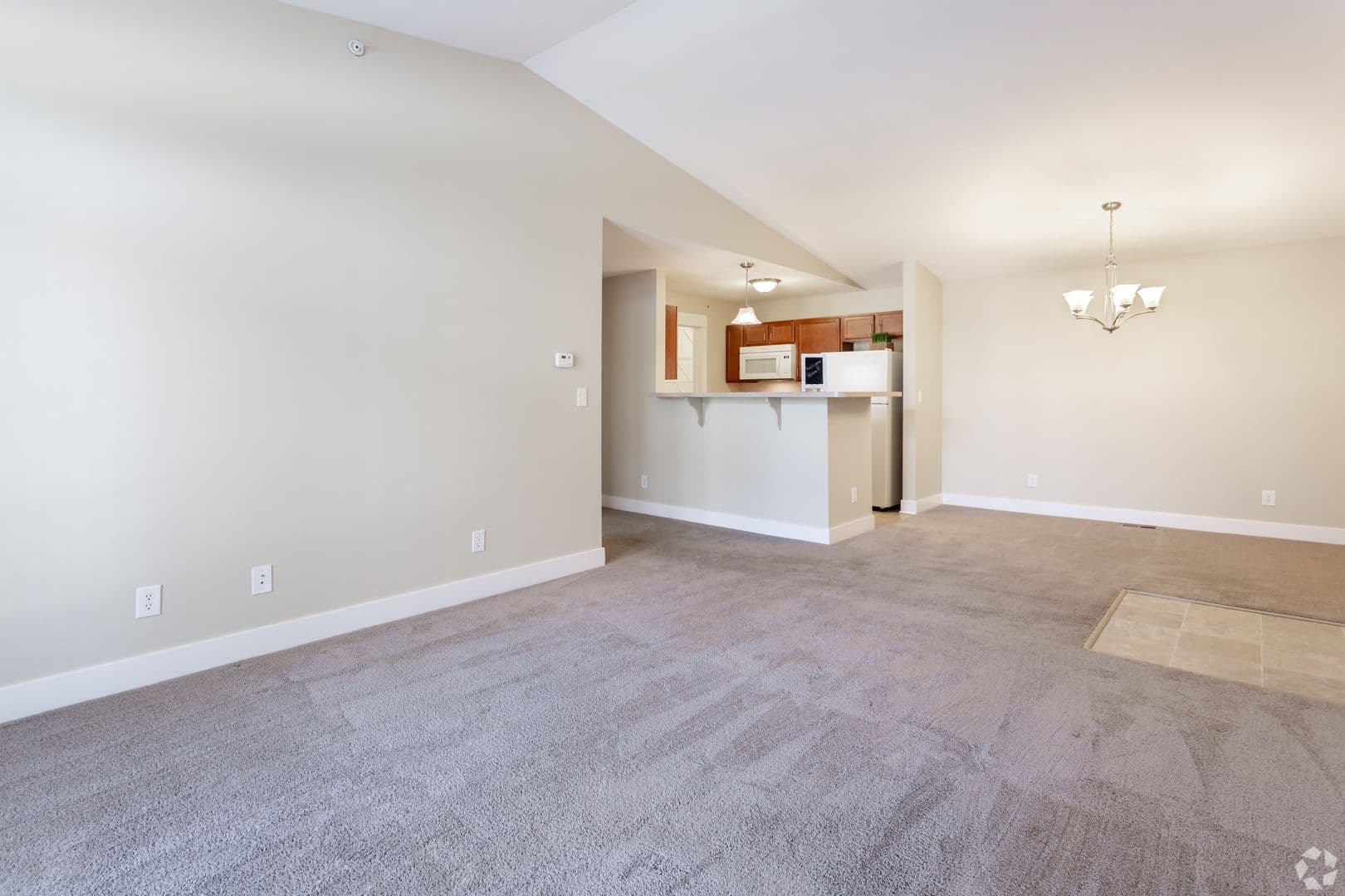 Valparaiso Apartment: 1302 Eisenhower Ave