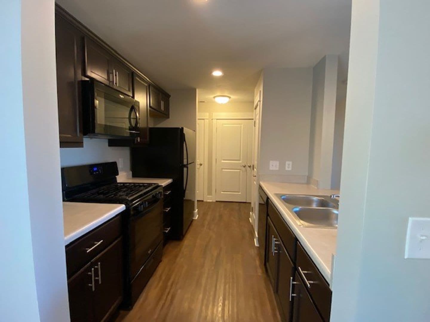 Chesterton Apartment: 2113 Kelle Dr