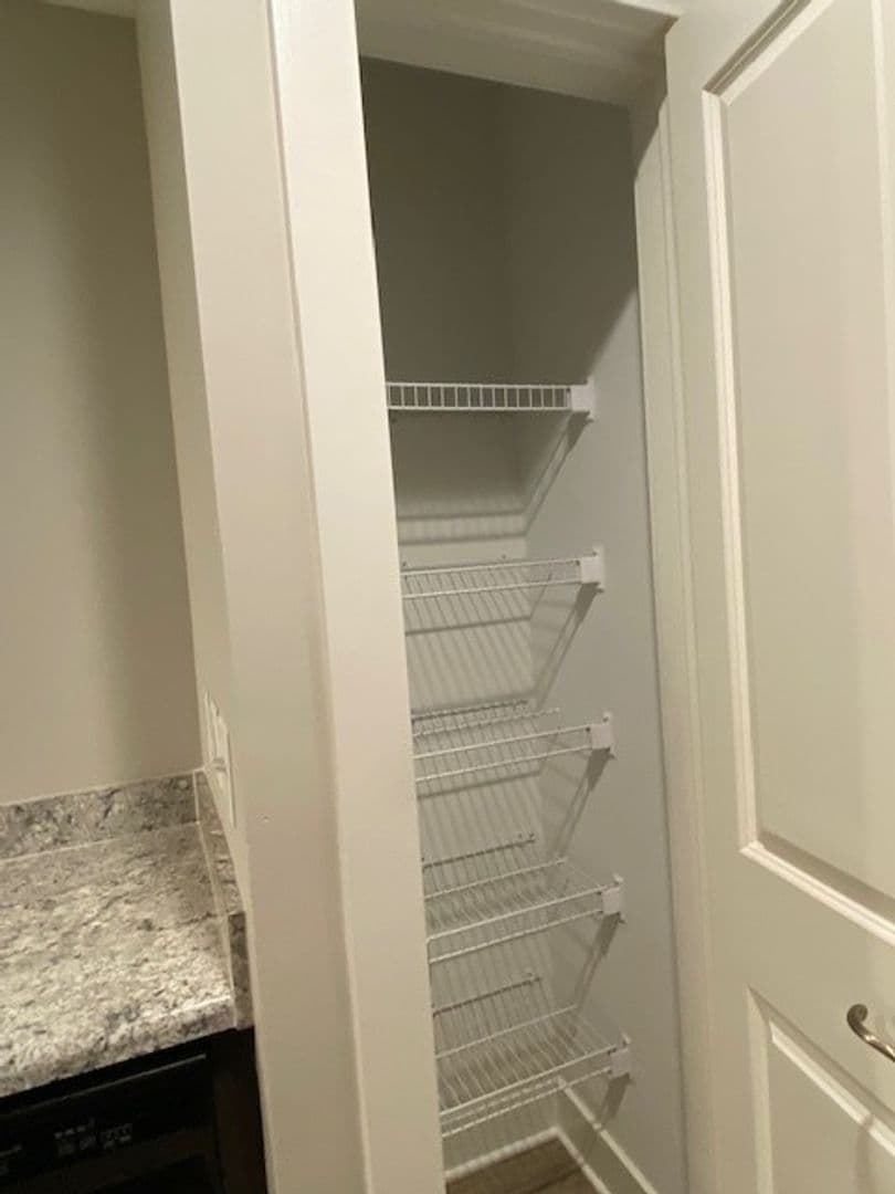 Chesterton Apartment: 2113 Kelle Dr