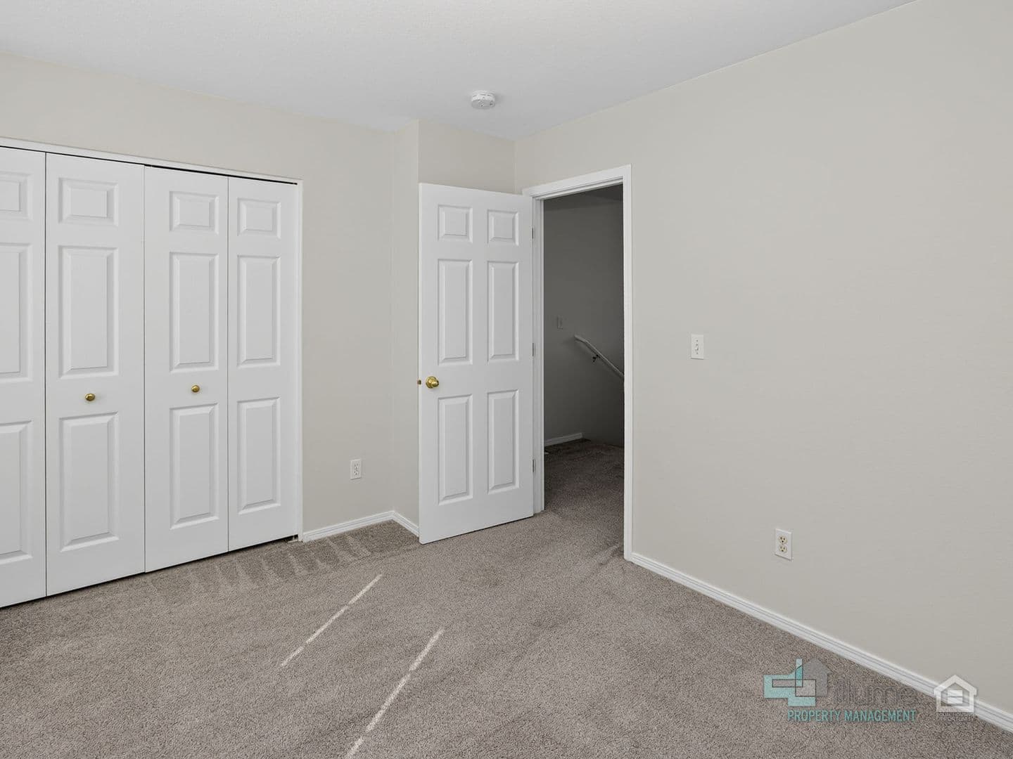 Portland Apartment: 220-244 NE Bridgeton Rd