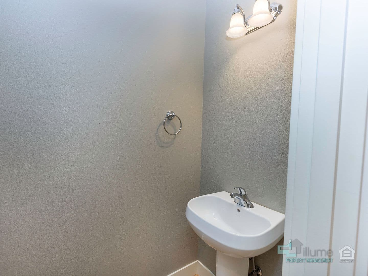 Beaverton House: 9305 SW Jasper Drive