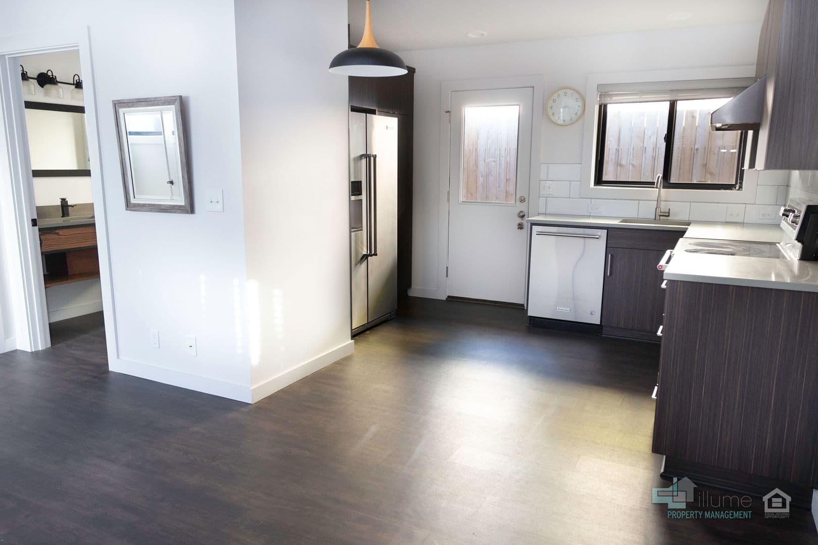 Milwaukie Apartment: 2425 SE Monroe St.