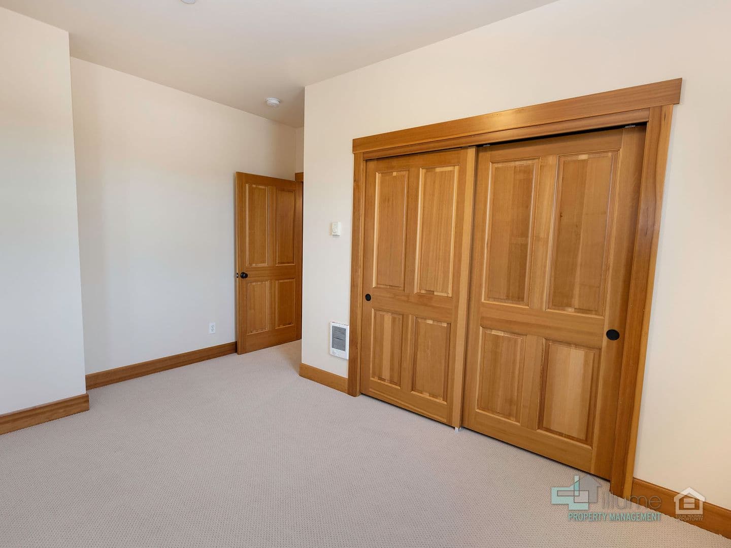 Seaside Condo: 224 N Holladay Dr