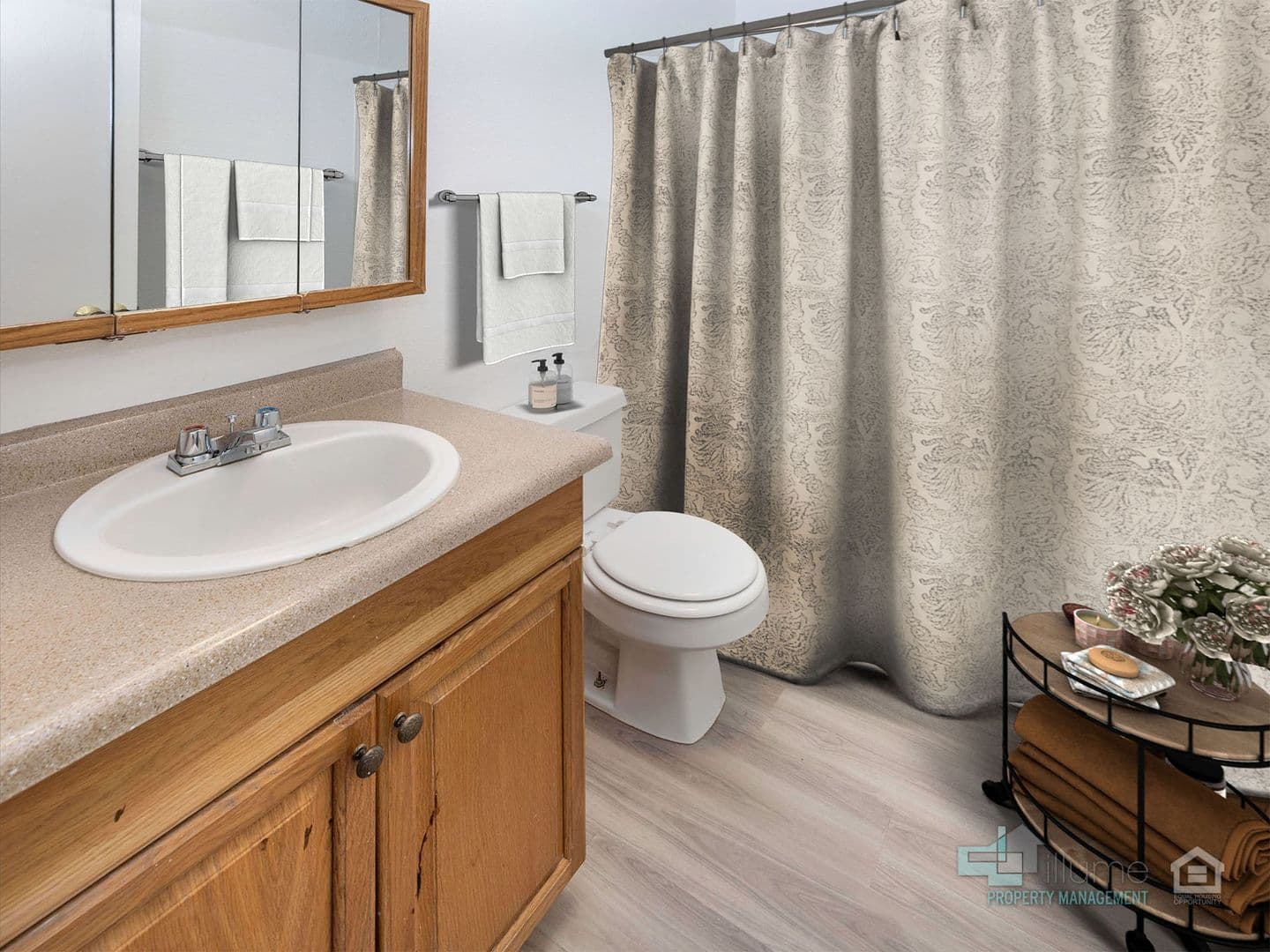 Milwaukie Apartment: 4611 SE Brookside Dr