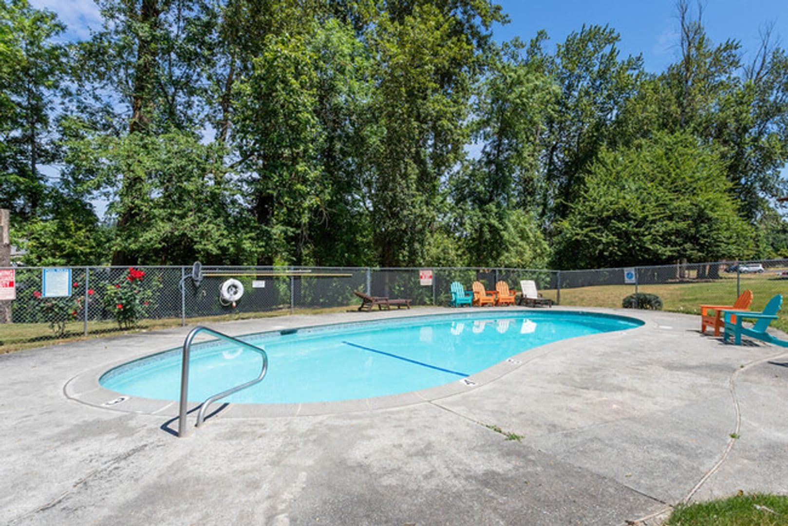 Milwaukie Apartment: 4611 SE Brookside Dr