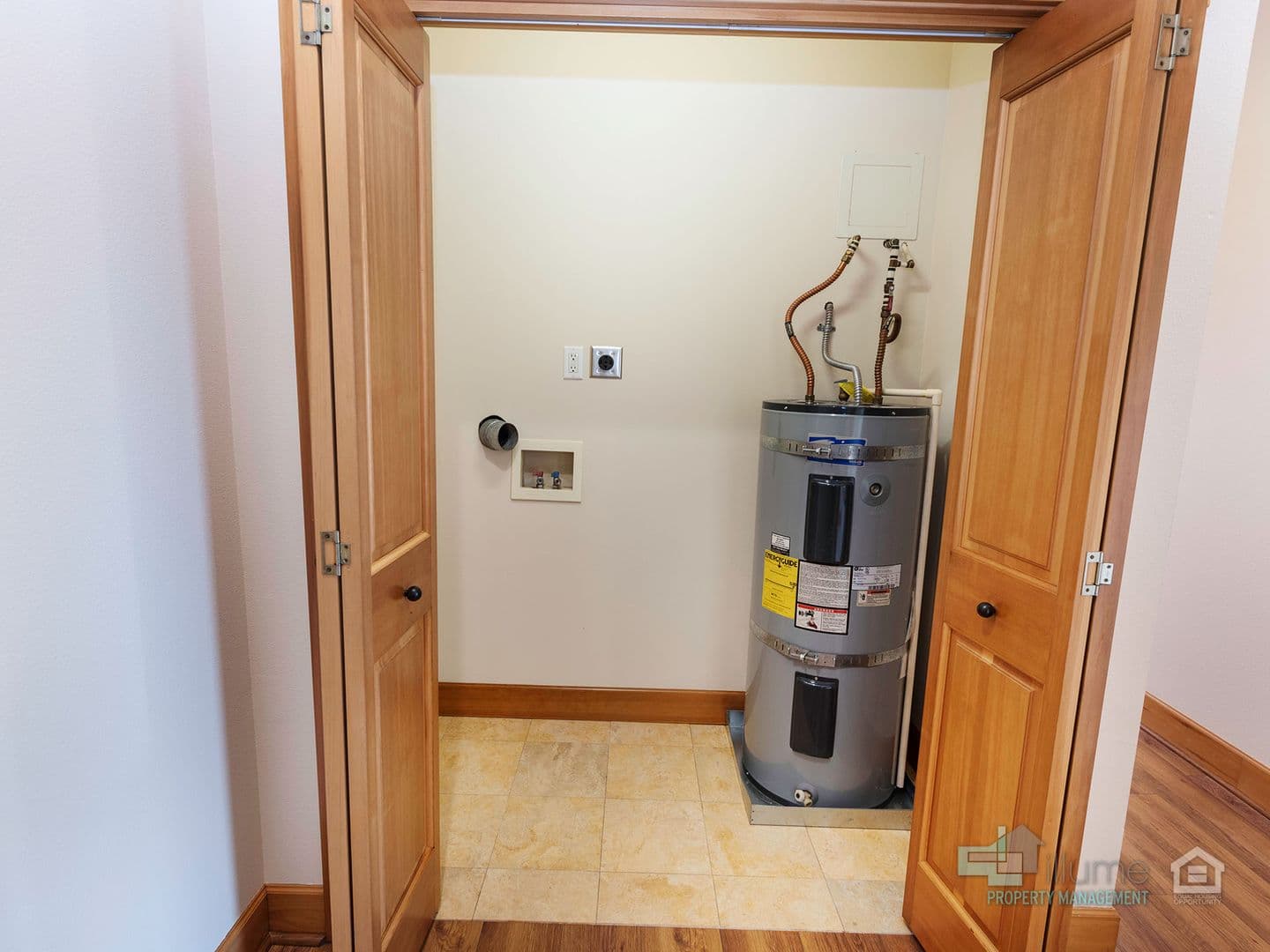 Seaside Condo: 224 N Holladay Dr