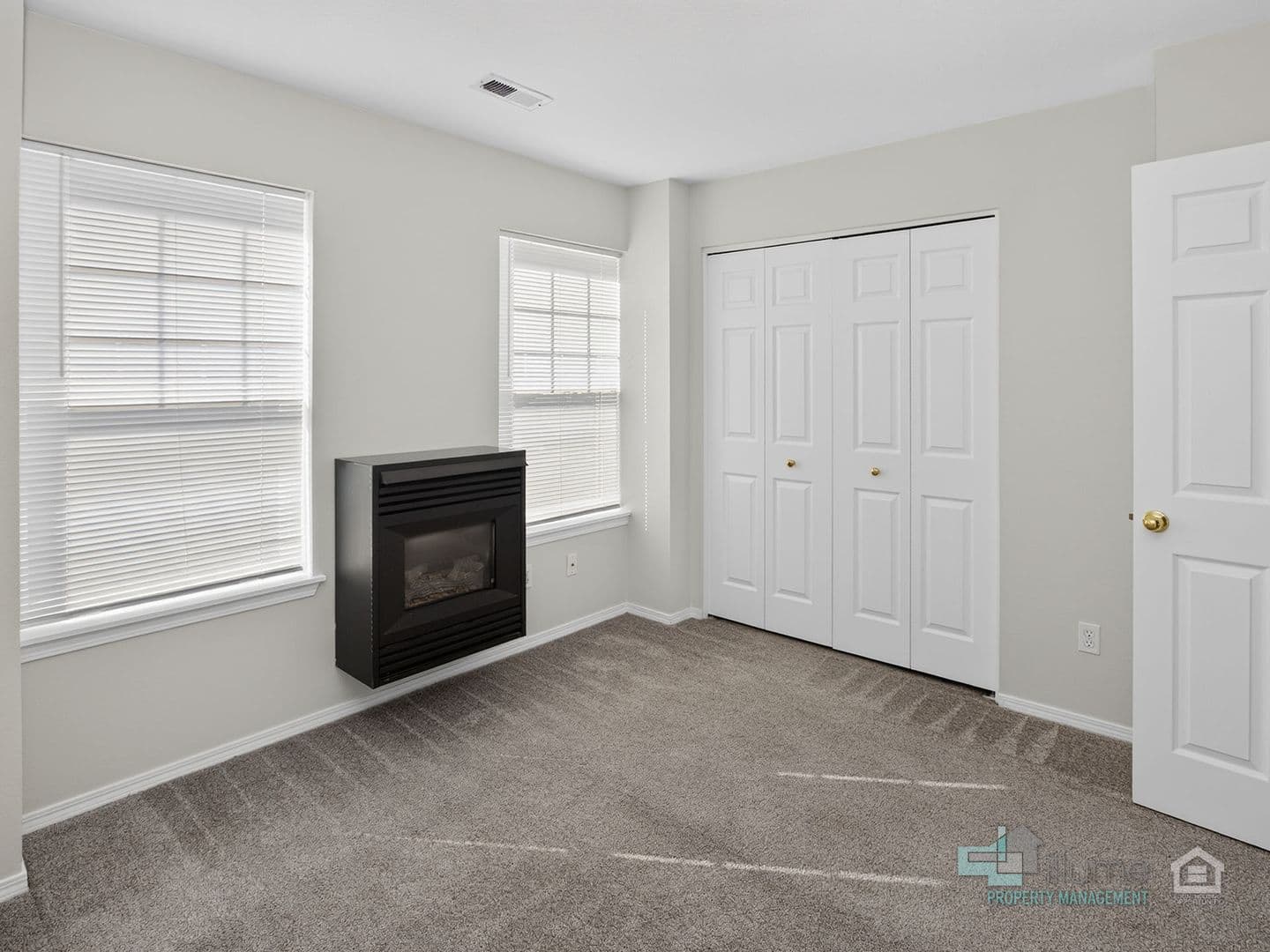 Portland Apartment: 220-244 NE Bridgeton Rd