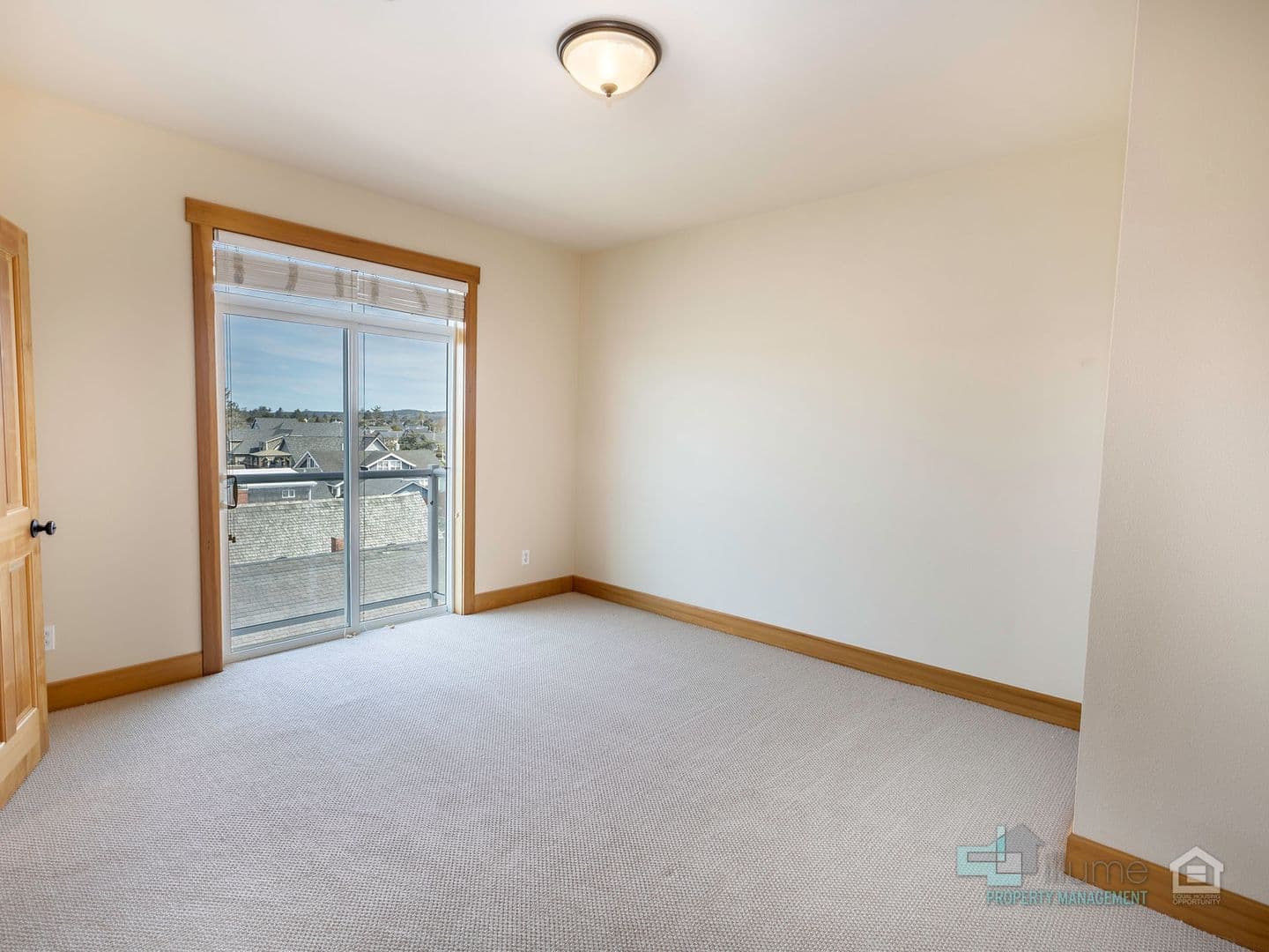 Seaside Condo: 224 N Holladay Dr
