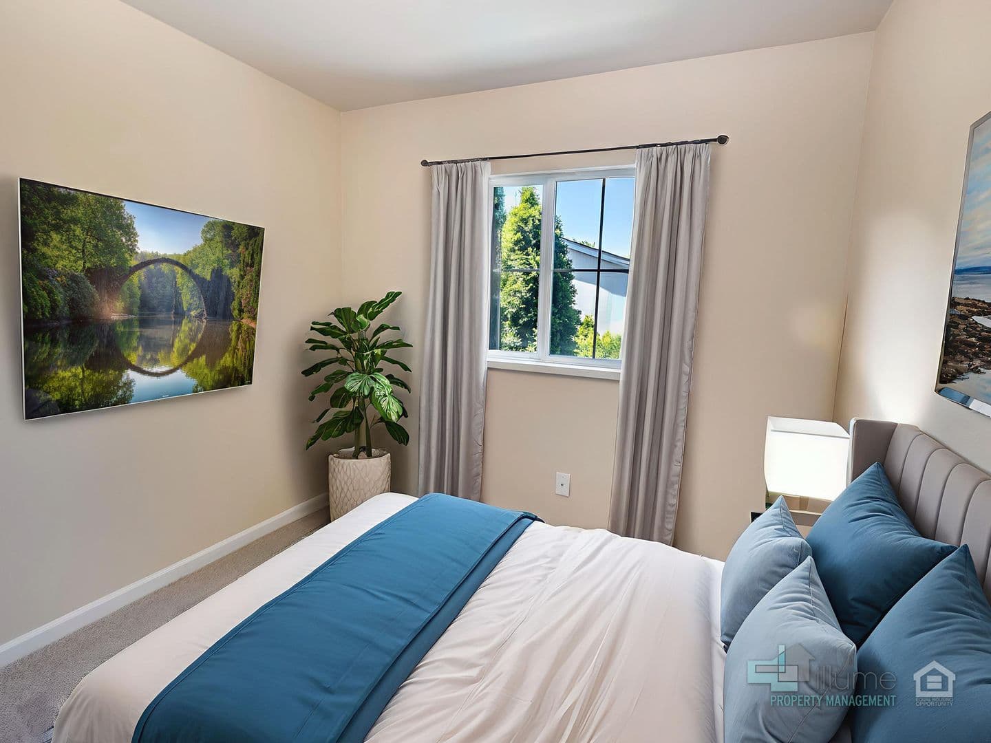 Salem Apartment: 3489 - 3493 Hawthorne Ave. NE