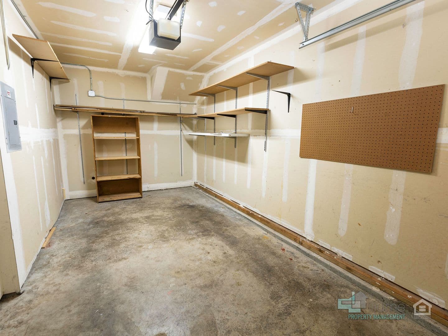Portland House: 5215 SE Pardee St.