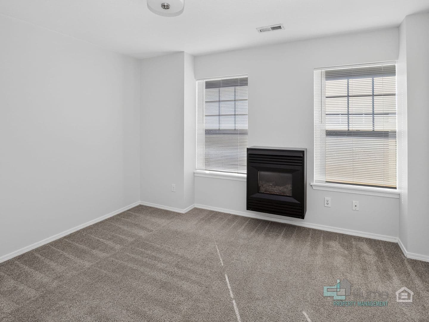 Portland Apartment: 220-244 NE Bridgeton Rd