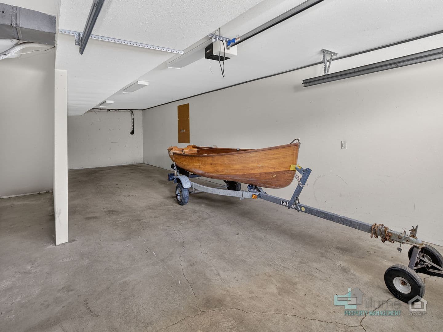 Portland Apartment: 220-244 NE Bridgeton Rd