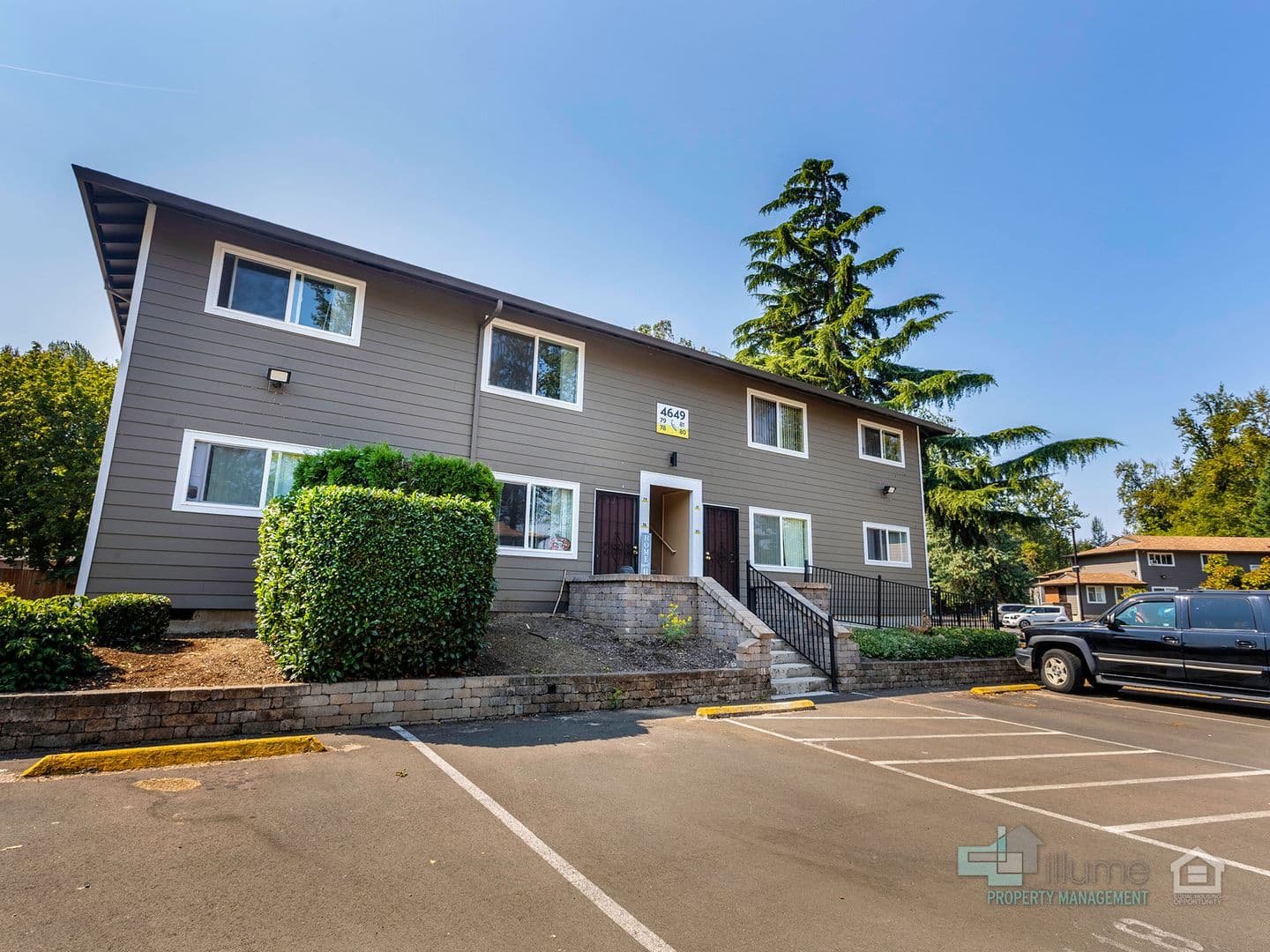Milwaukie Apartment: 4611 SE Brookside Dr