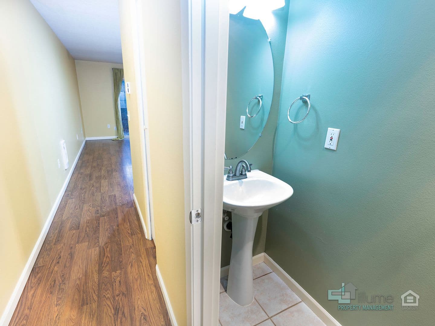 Portland House: 5215 SE Pardee St.