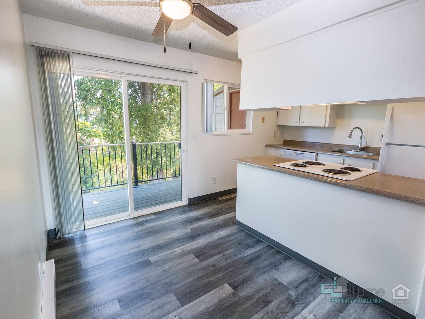 Milwaukie Apartment: 4611 SE Brookside Dr