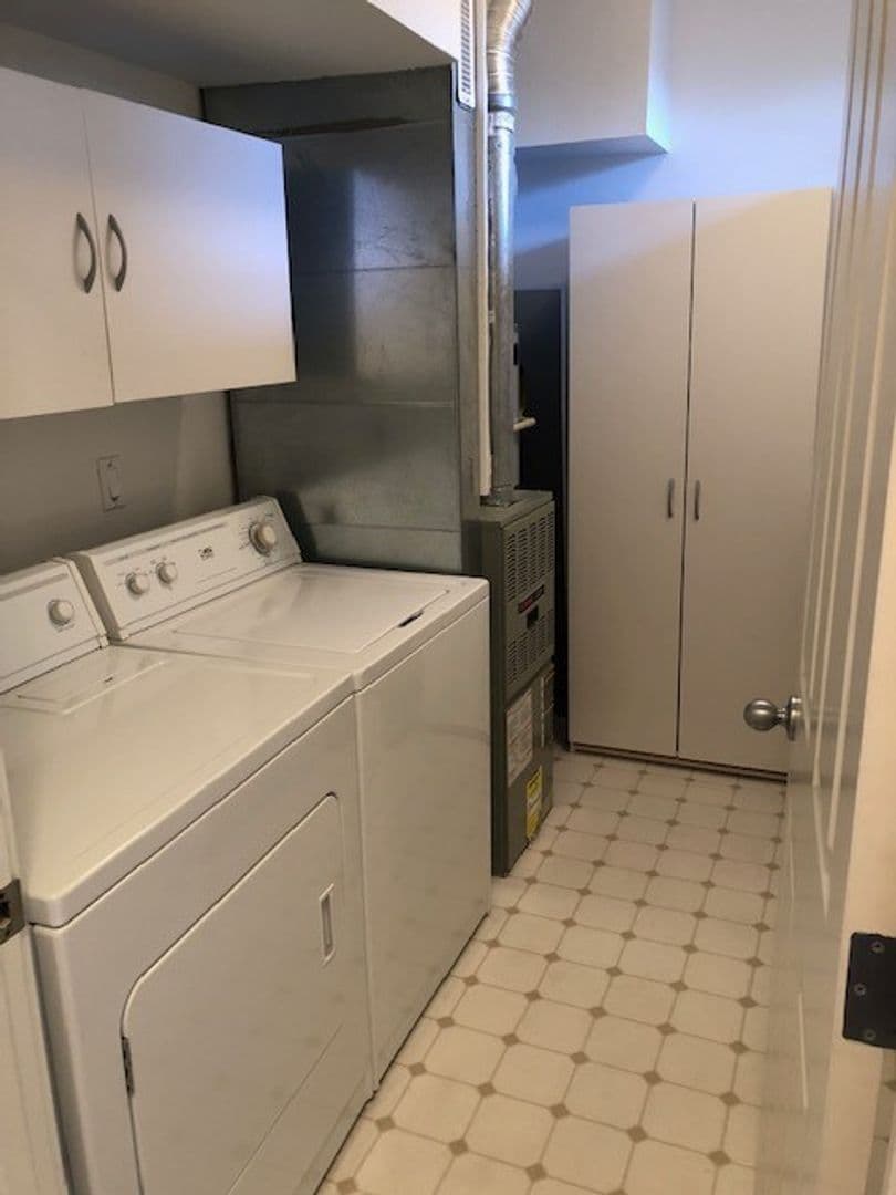 Seaside House: 1108 S. Holladay Dr. #14