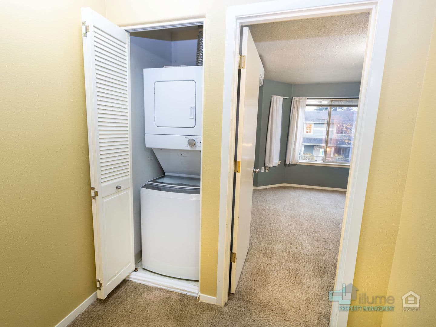 Portland House: 5215 SE Pardee St.