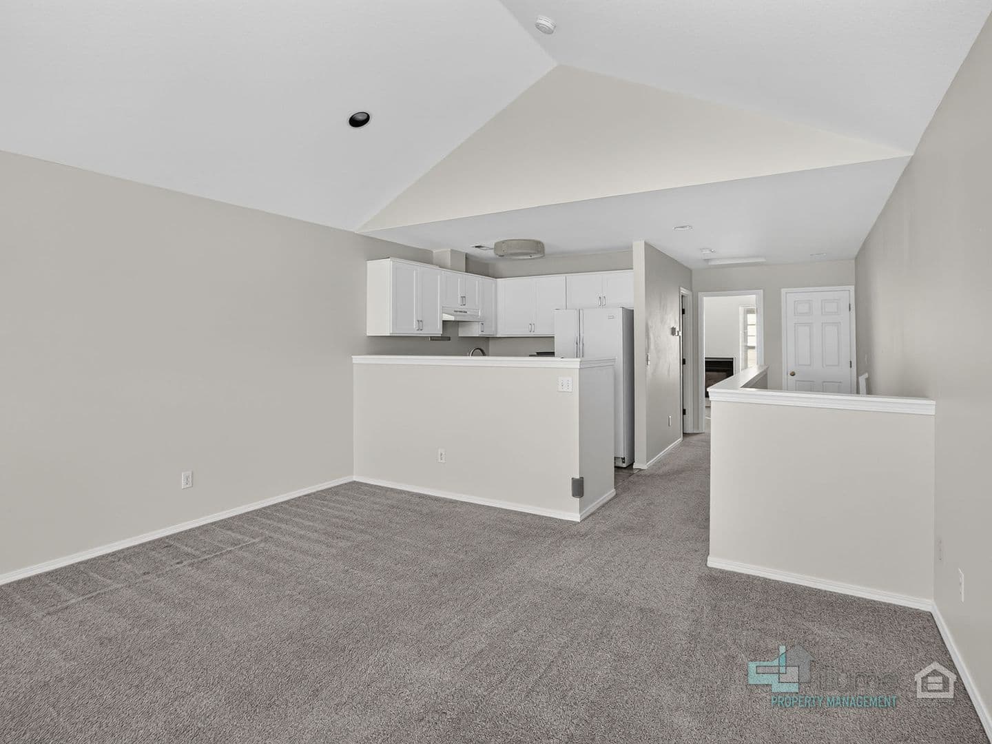 Portland Apartment: 220-244 NE Bridgeton Rd