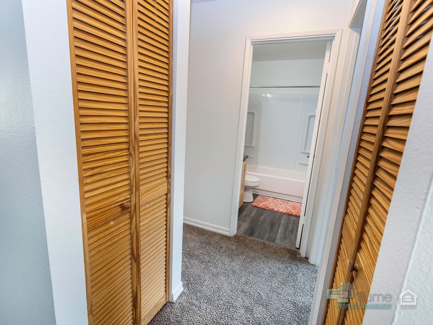 Milwaukie Apartment: 4611 SE Brookside Dr