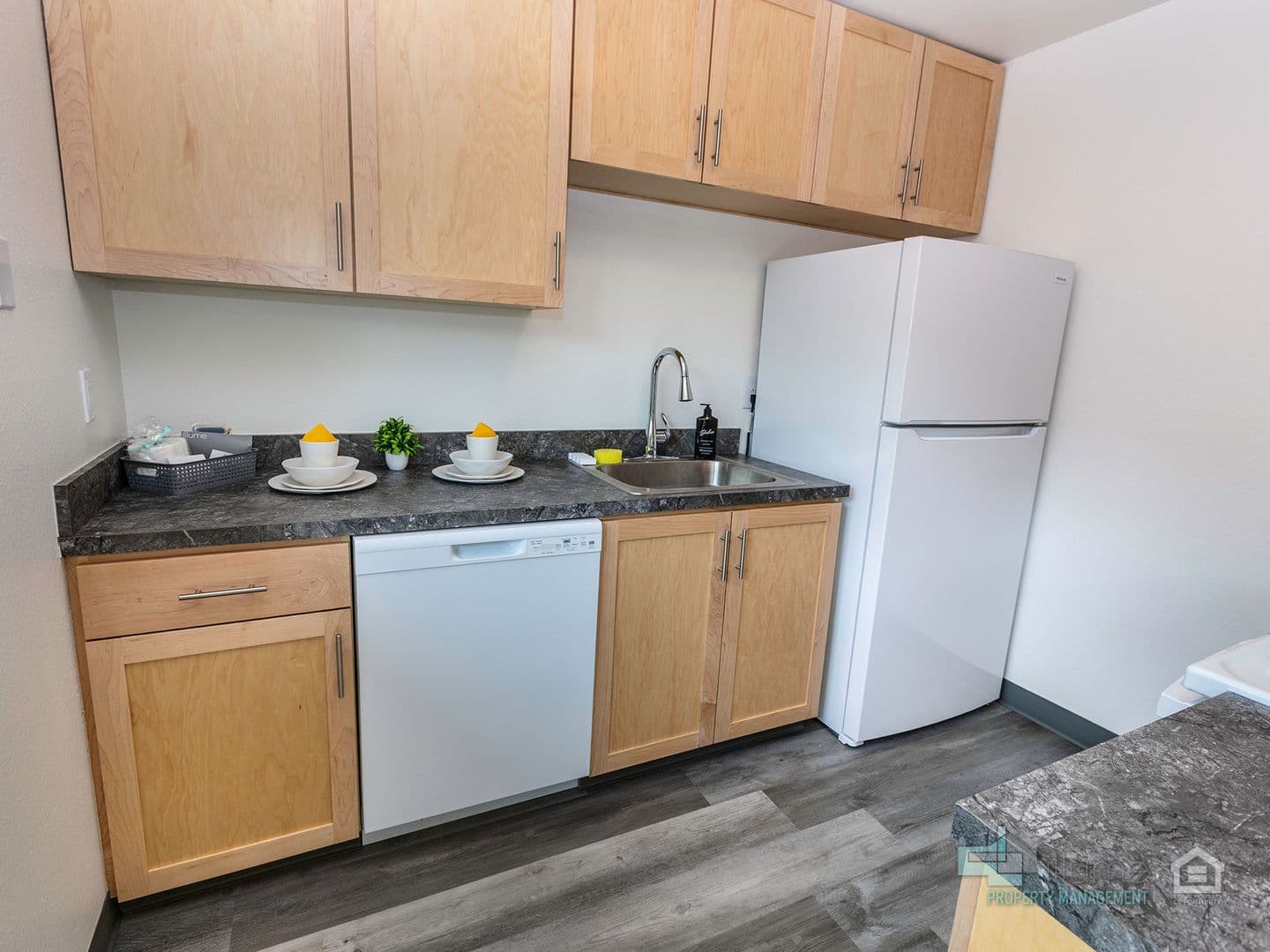 Milwaukie Apartment: 4611 SE Brookside Dr