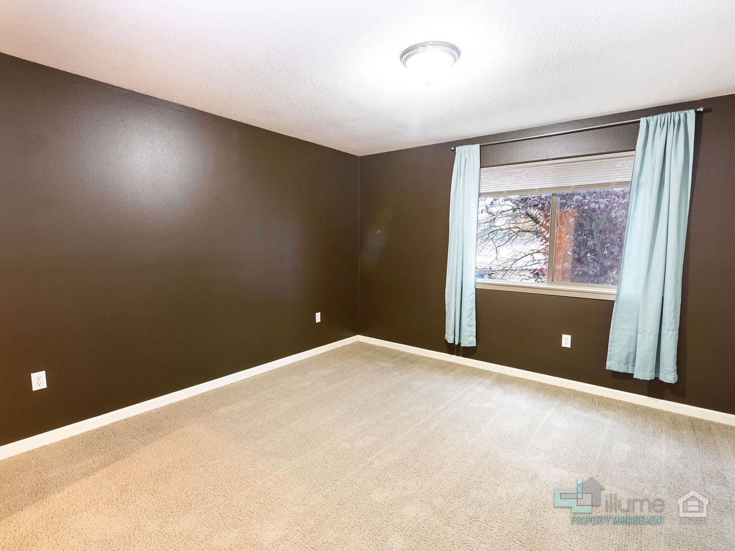 Portland House: 5215 SE Pardee St.