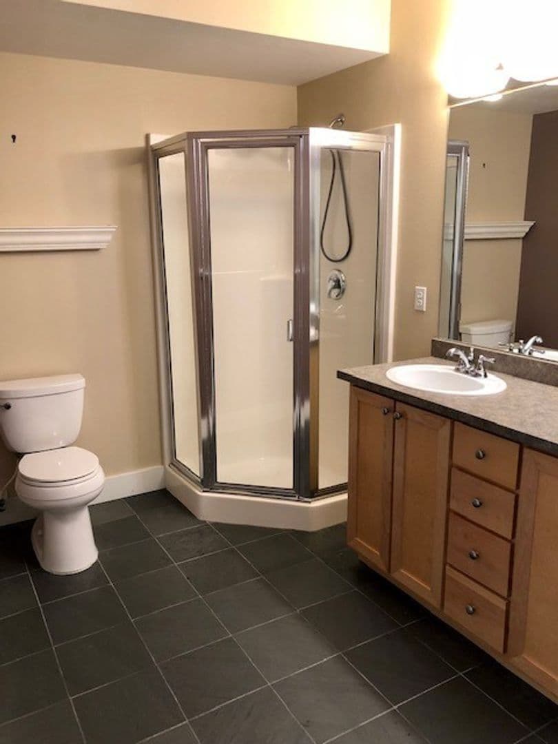 Seaside House: 1108 S. Holladay Dr. #14