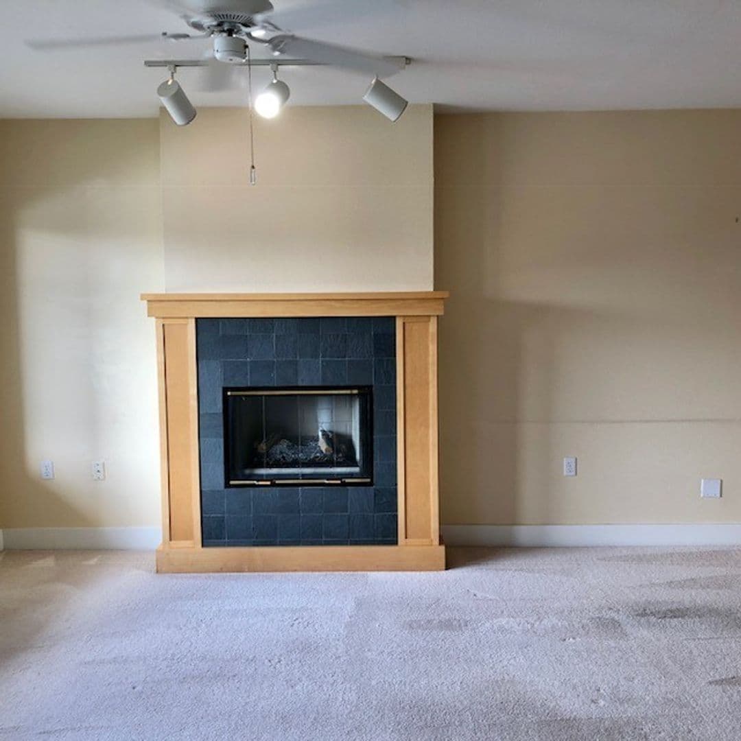 Seaside House: 1108 S. Holladay Dr. #14