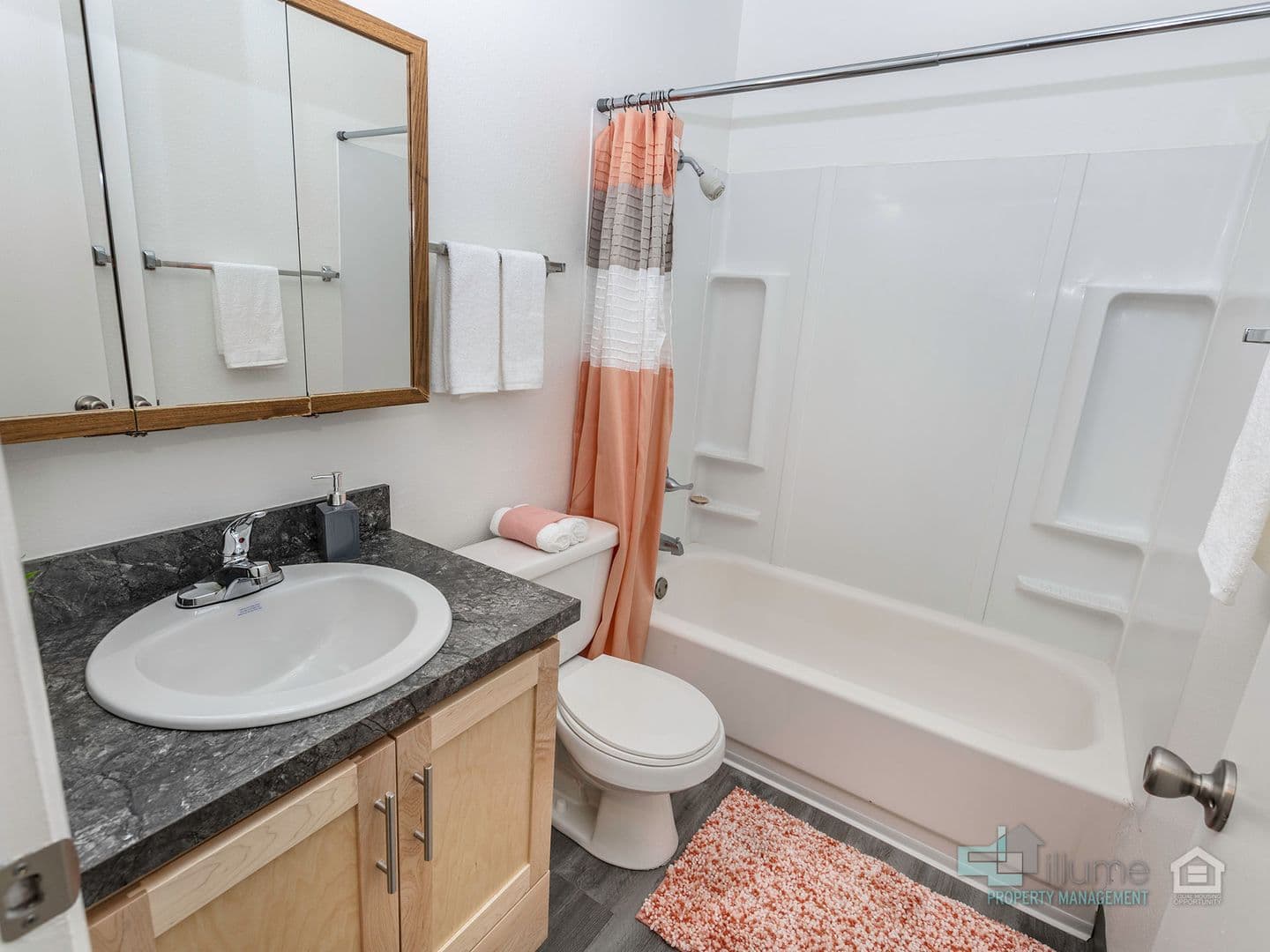 Milwaukie Apartment: 4611 SE Brookside Dr