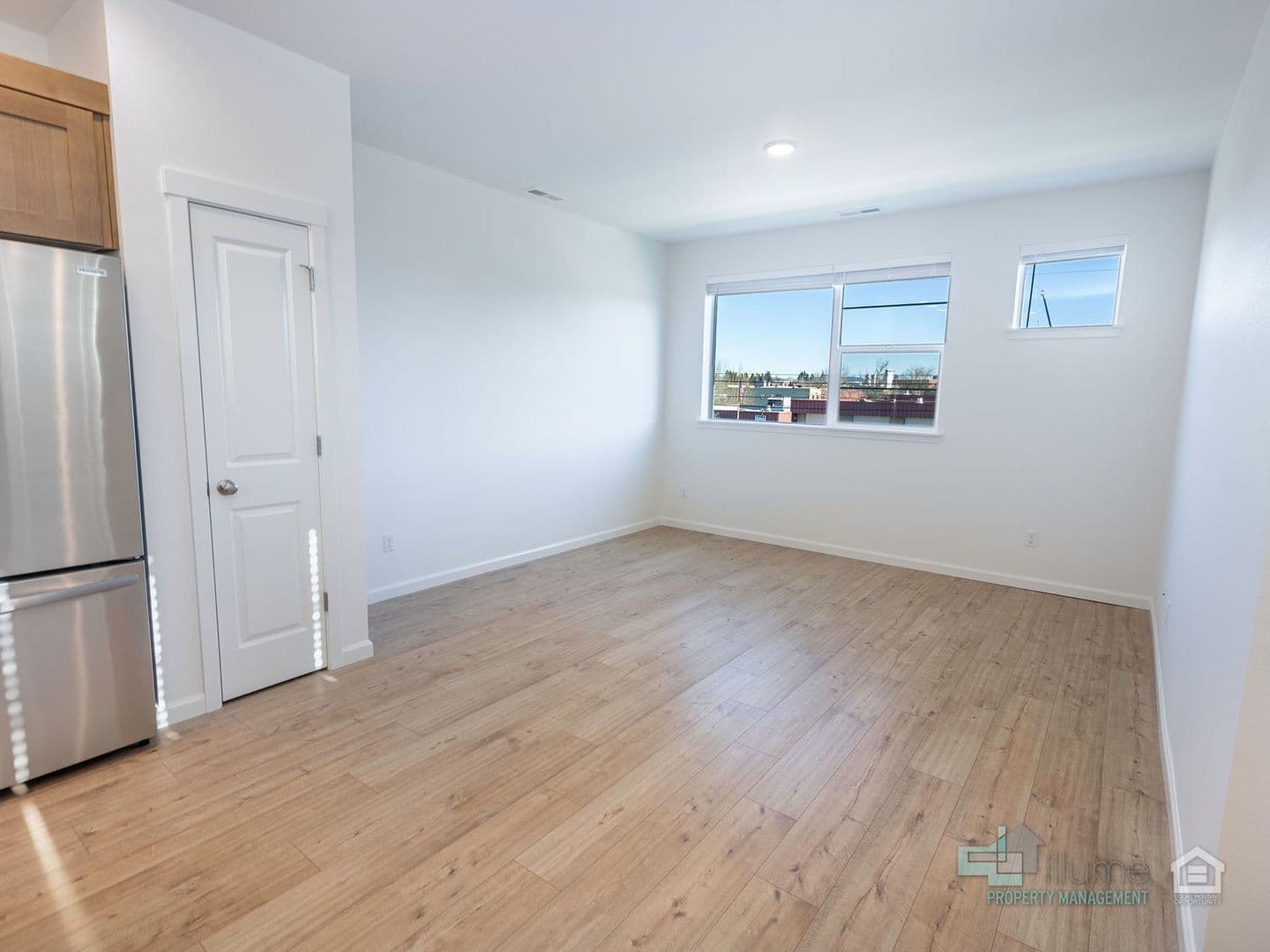 Hillsboro House: 3691 209th Ave