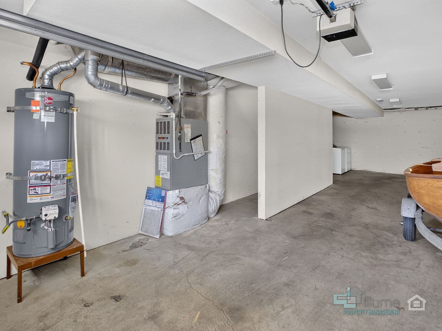 Portland Apartment: 220-244 NE Bridgeton Rd