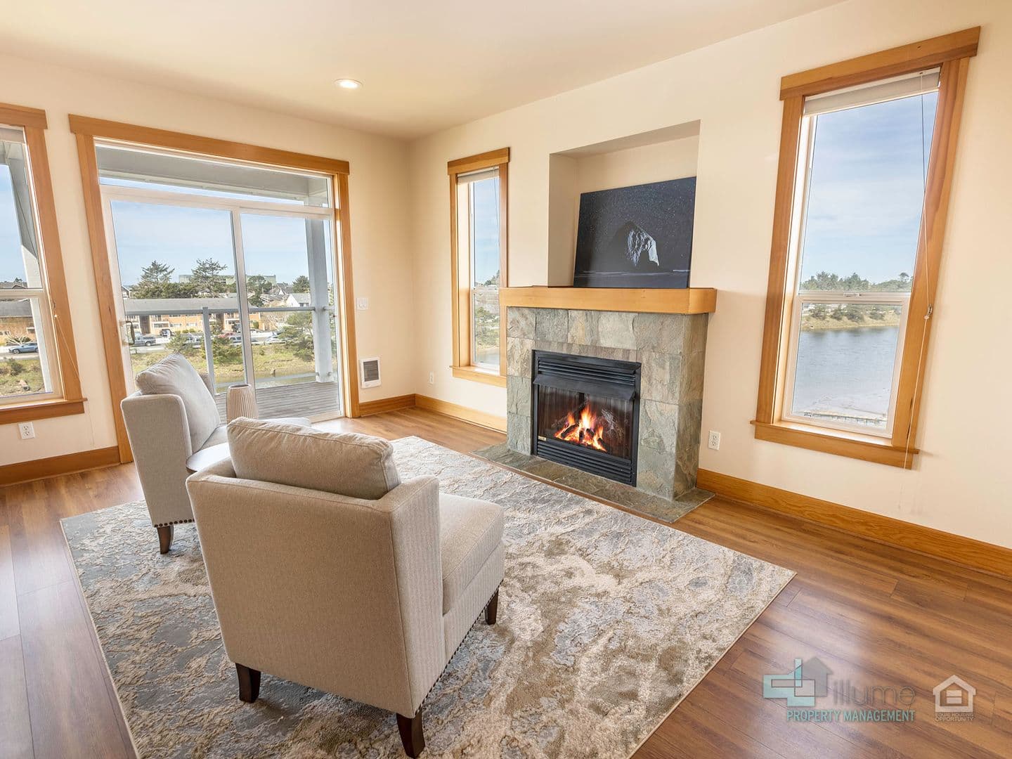 Seaside Condo: 224 N Holladay Dr