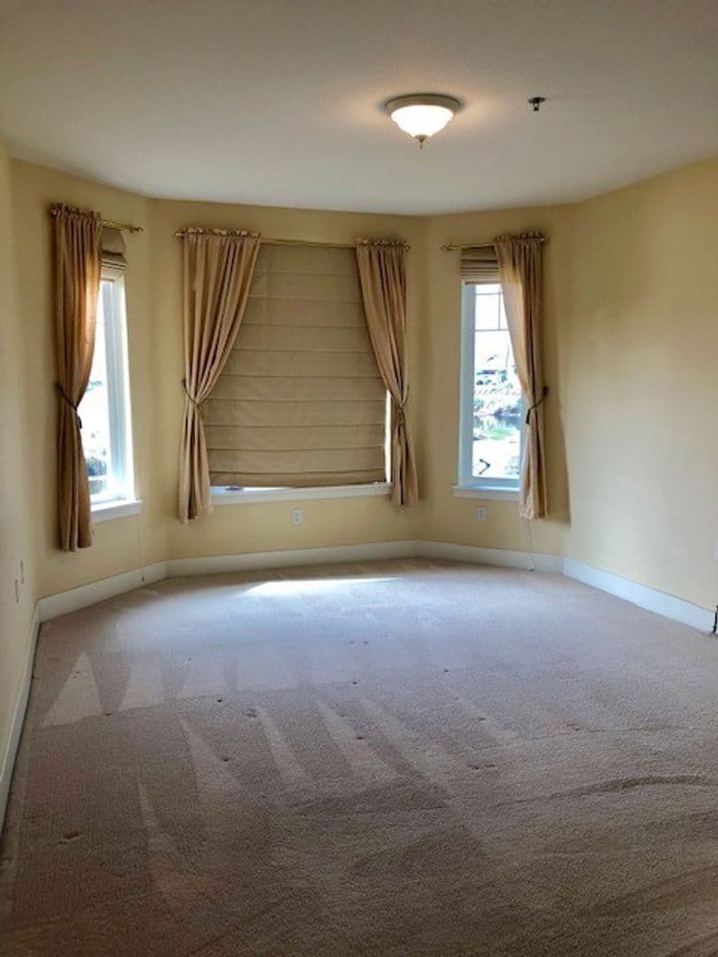 Seaside House: 1108 S. Holladay Dr. #14