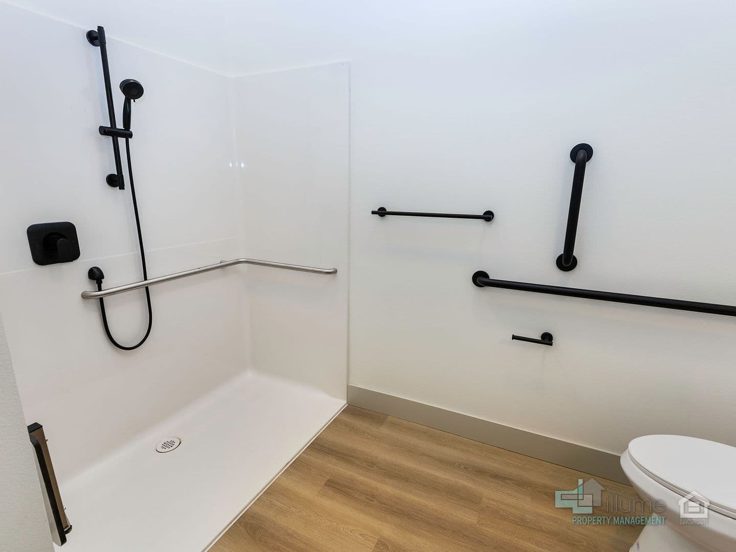 Oregon City Apartment: 617 Monroe Street