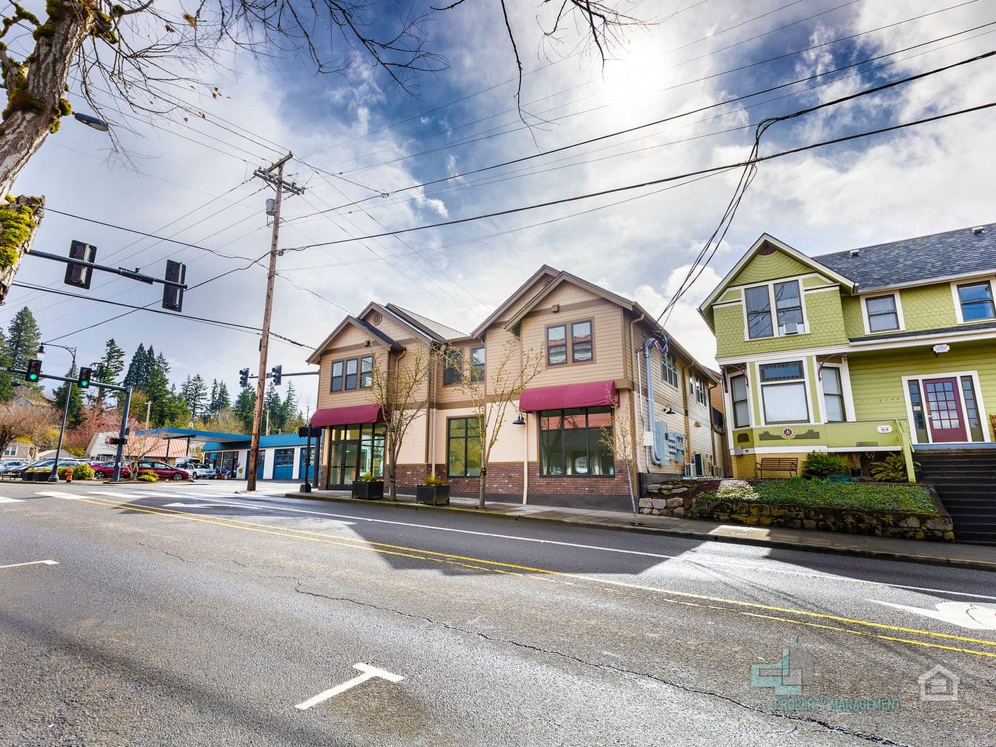 Oregon City Apartment: 617 Monroe Street