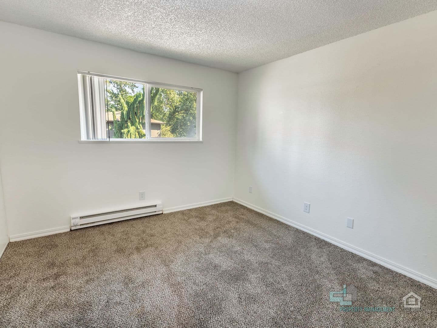 Milwaukie Apartment: 4611 SE Brookside Dr
